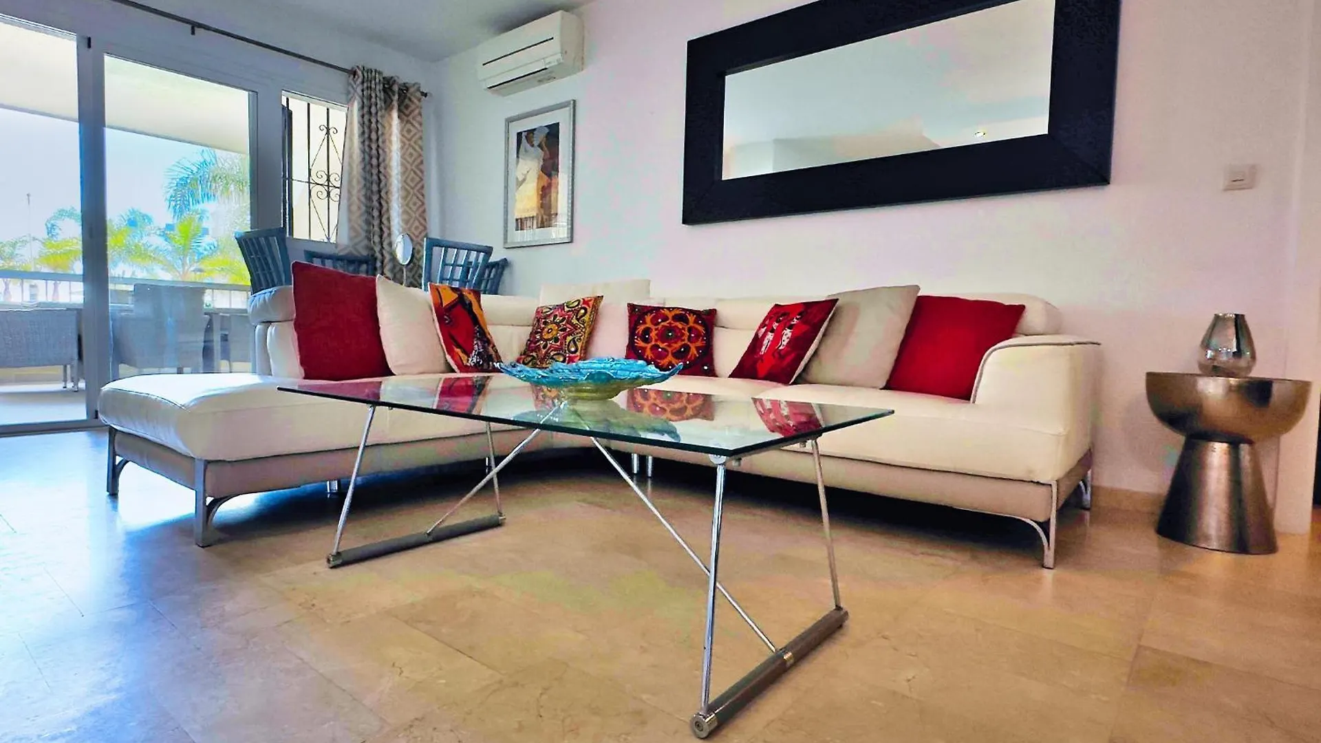 Central Two Bedroom Apartment On The Second Line Of The Beach In Marbella.