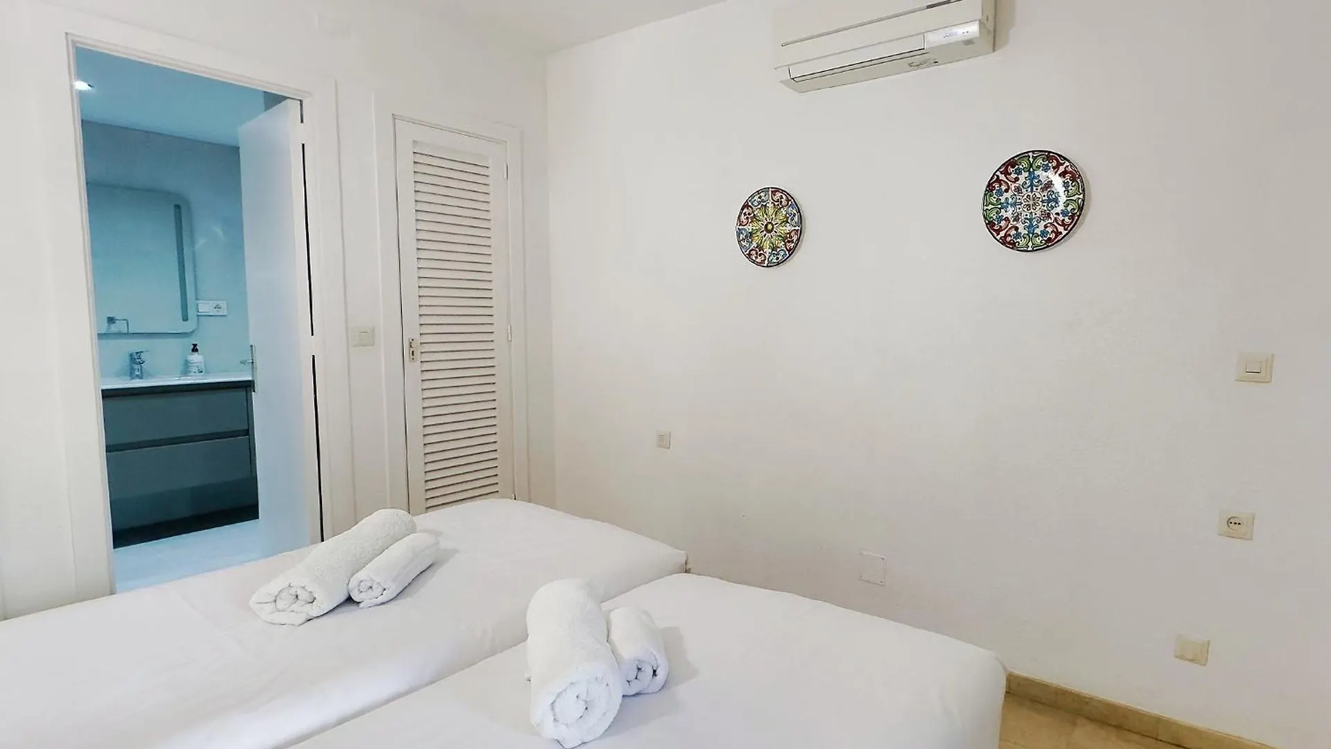 Central Two Bedroom Apartment On The Second Line Of The Beach In Marbella. Spain
