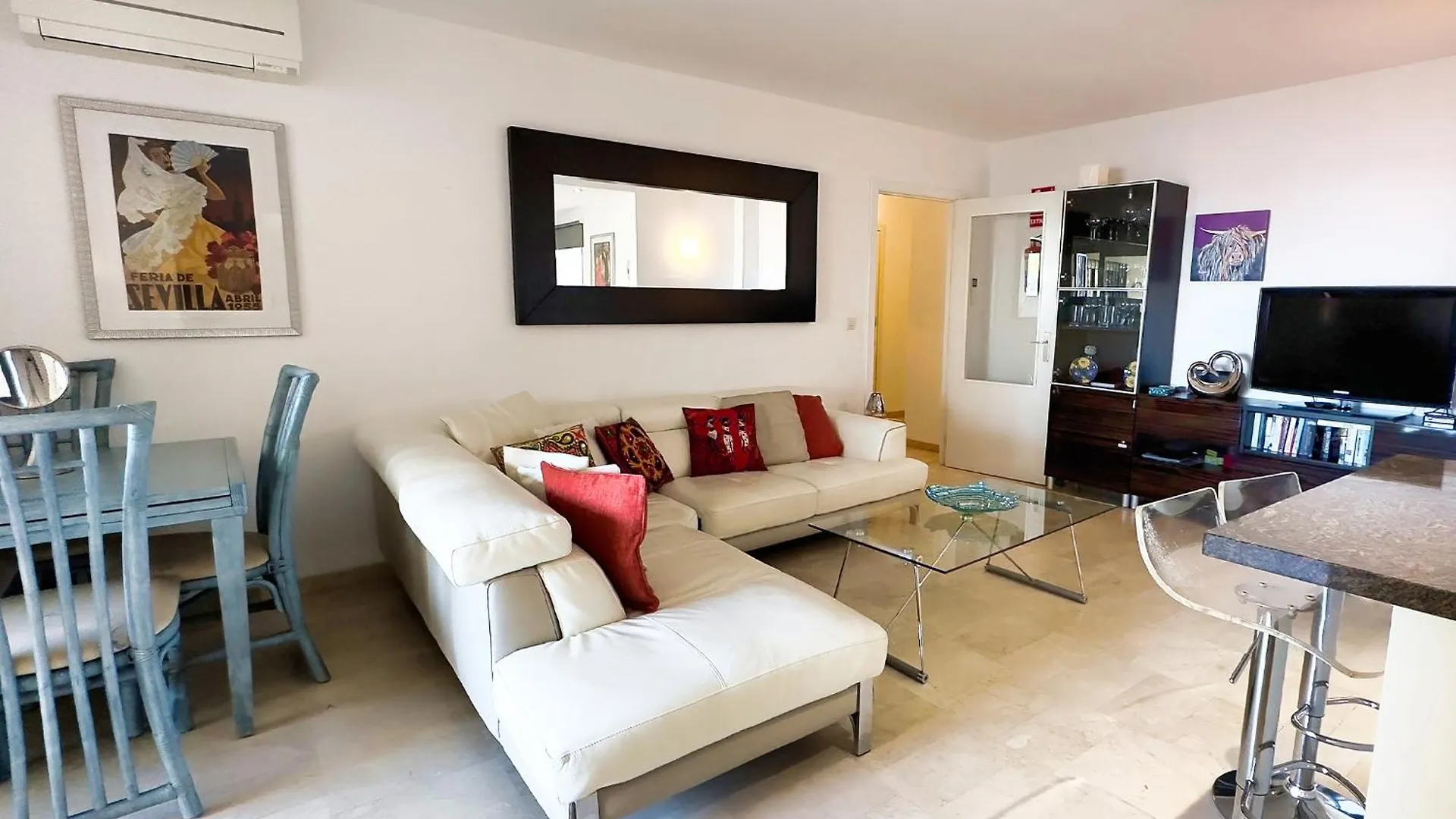 Central Two Bedroom Apartment On The Second Line Of The Beach In Marbella.  Marbella